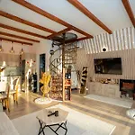 Villas Rrjoll